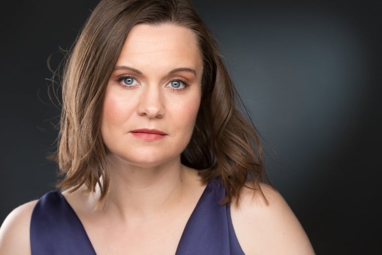 Gallery photo 2 of Erin Nafziger, soprano