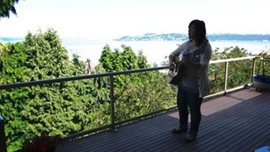 Gallery photo 3 of Erina McLaren