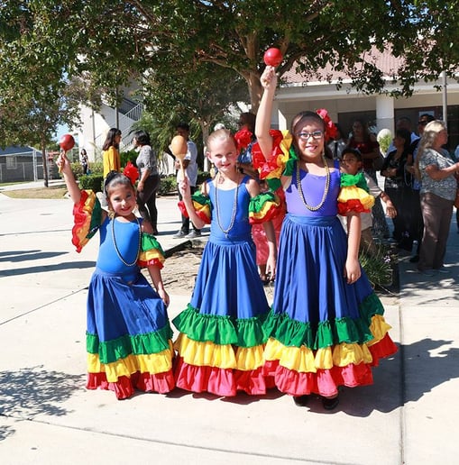 Gallery photo 8 of Esperanza Flores Ballet Folklorico Dance