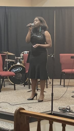 Gallery photo 6 of Estelle Sings Soul