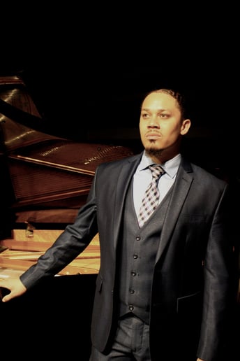 Gallery photo 6 of Estic Rodriguez