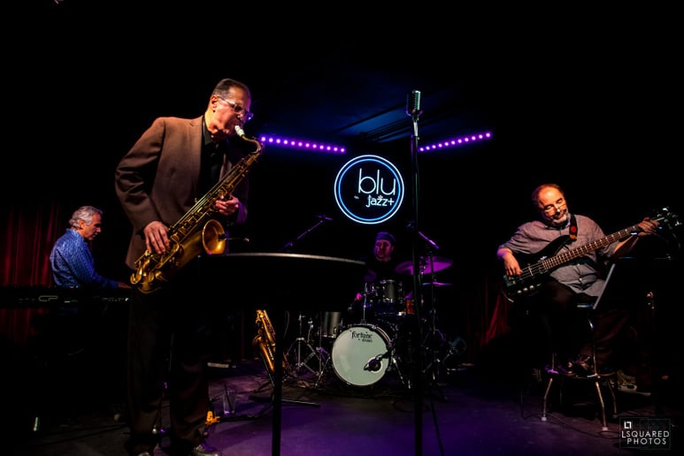 Gallery photo 1 of Esto Jazz