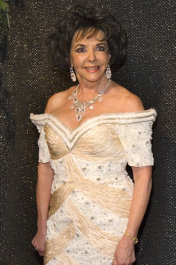 Gallery photo 4 of Janie as Elizabeth Taylor