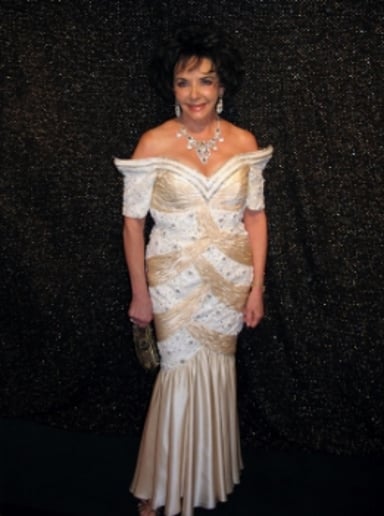 Gallery photo 6 of Janie as Elizabeth Taylor