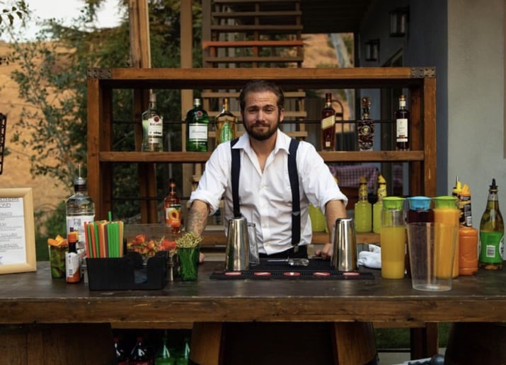 Gallery photo 1 of Barmaid’s Choice