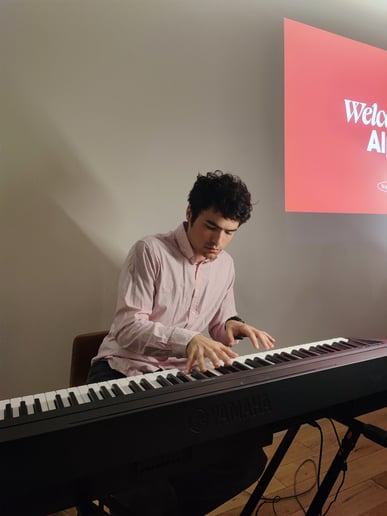 Gallery photo 1 of Ethereal Jazz Piano