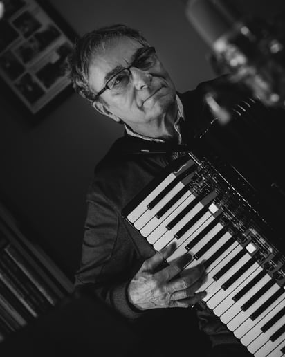 Gallery photo 7 of Euro Cafe Duo