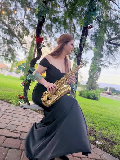 Gallery photo 7 of Eve Sax & Flute