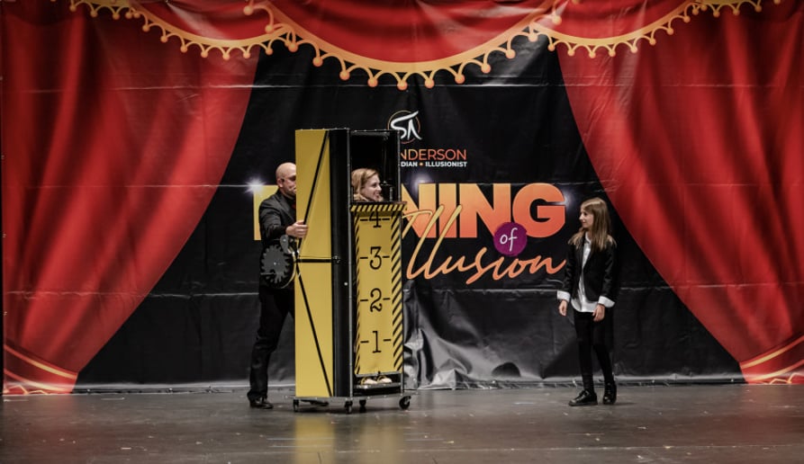 Gallery photo 19 of Scott Anderson's Evening of Illusion