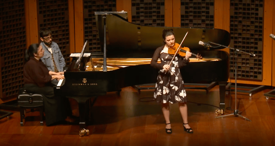 Gallery photo 1 of Tamy Violinist