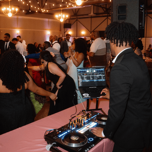 Gallery photo 1 of Marty Dunstan - Event, Corporate, Club, & Wedding DJ
