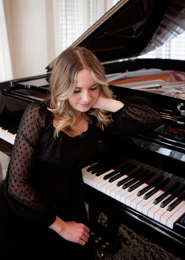 Gallery photo 5 of Event Pianist