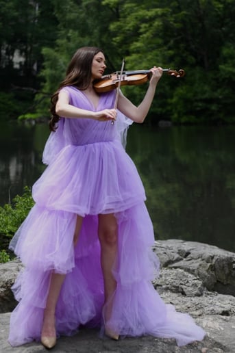 Gallery photo 7 of Joana Kaimi - Event Violinist