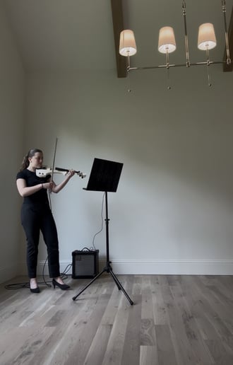 Gallery photo 4 of Sophie Thiessen, DFW Violinist
