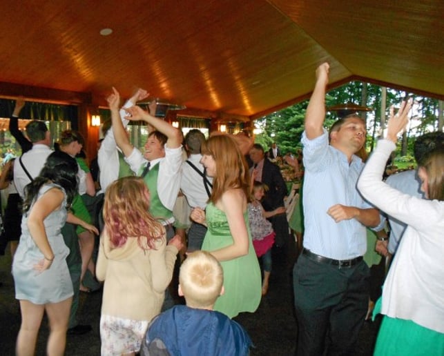 Gallery photo 2 of Evergreen Entertainment