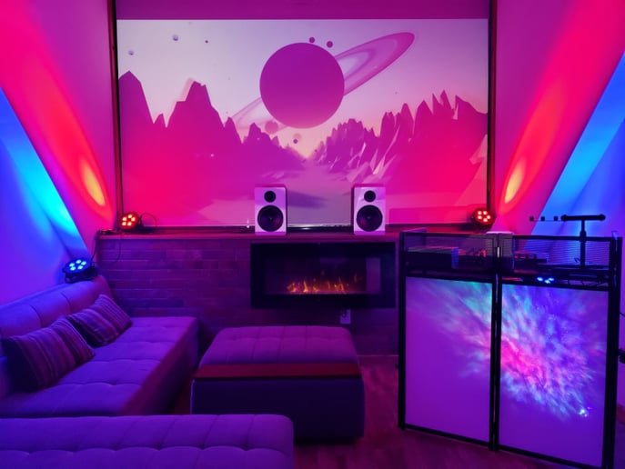 Gallery photo 1 of Everyone Needs Sound