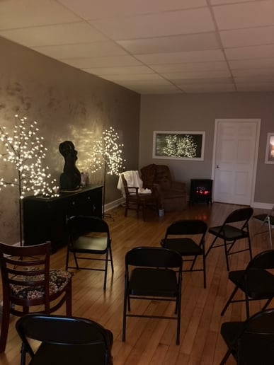 Gallery photo 1 of Evidential Mediumship