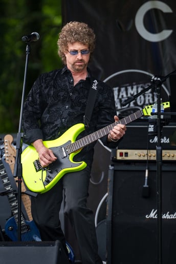 Gallery photo 7 of Evolusion - The Music of Styx & Journey