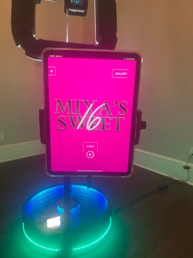 Gallery photo 6 of Evolution Photobooths