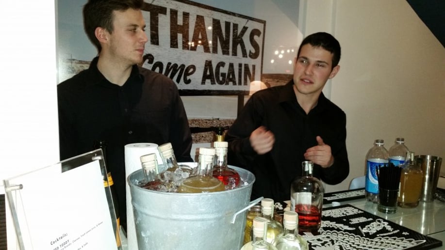 Gallery photo 1 of Exclusive Bartenders