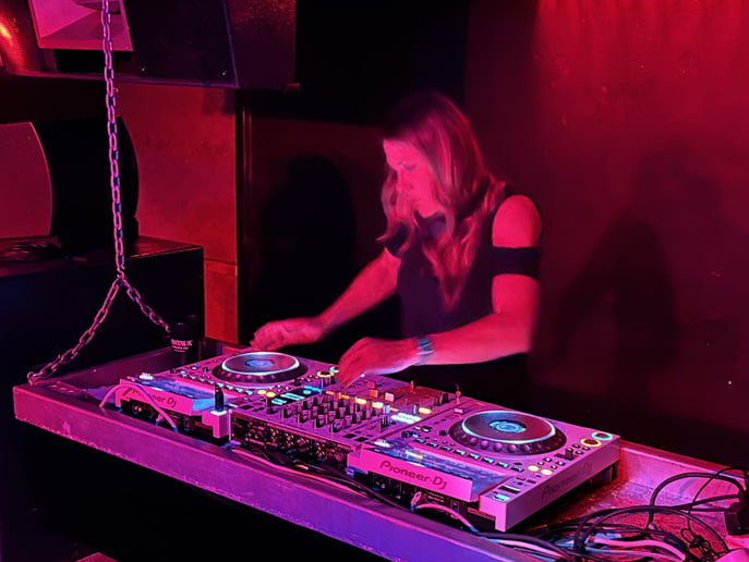 Gallery photo 2 of Exclusive DJ for your next private event