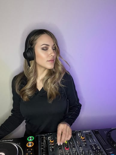 Gallery photo 6 of Exclusive DJ for your next private event
