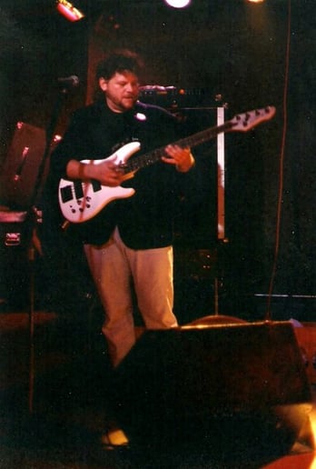 Gallery photo 2 of Scott Goodhart - Experienced bass guitarist/singer