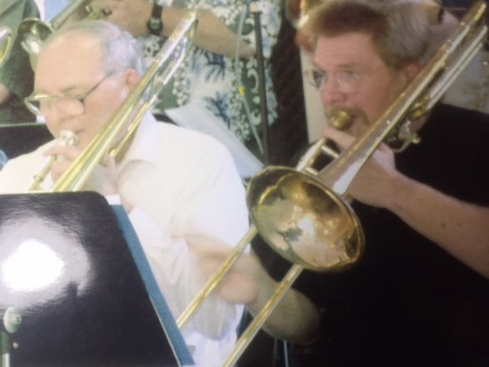 Gallery photo 6 of Experienced bone player with chops!
