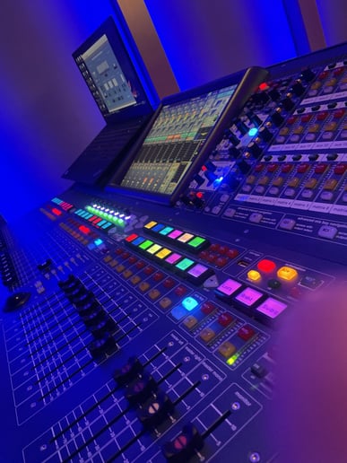 Gallery photo 3 of Experienced FOH/TM