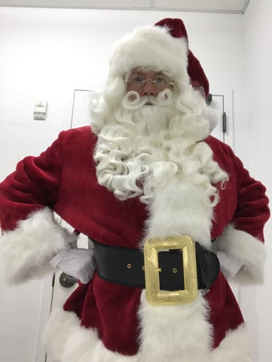 Gallery photo 4 of Santa Alan