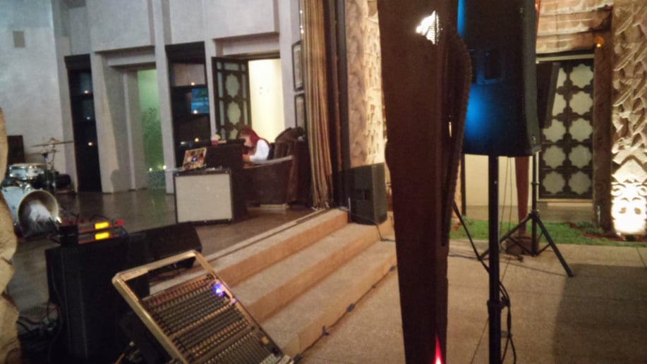 Gallery photo 9 of Expert Audio