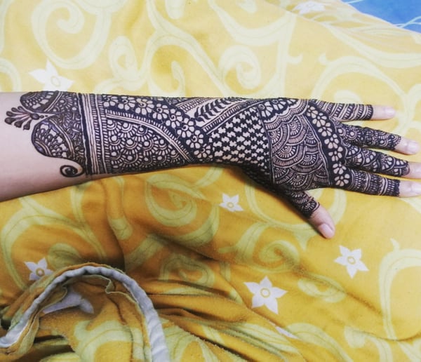 Gallery photo 6 of Exquisite Henna by Nikita