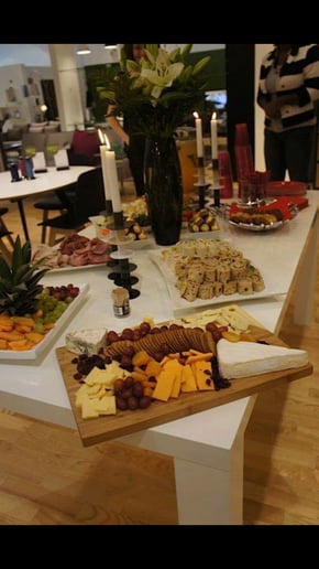 Gallery photo 21 of Exquisite Table Service