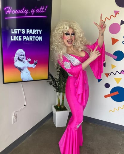 Gallery photo 13 of Extragrams! Drag Entertainment