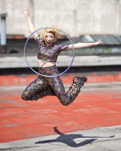 Gallery photo 7 of Extravagant Aerialist and Hula Hoop Performer