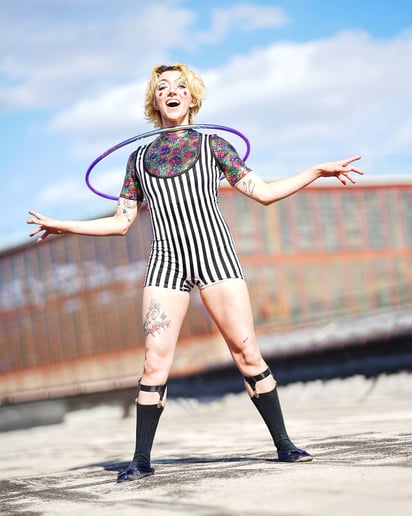 Gallery photo 8 of Extravagant Aerialist and Hula Hoop Performer