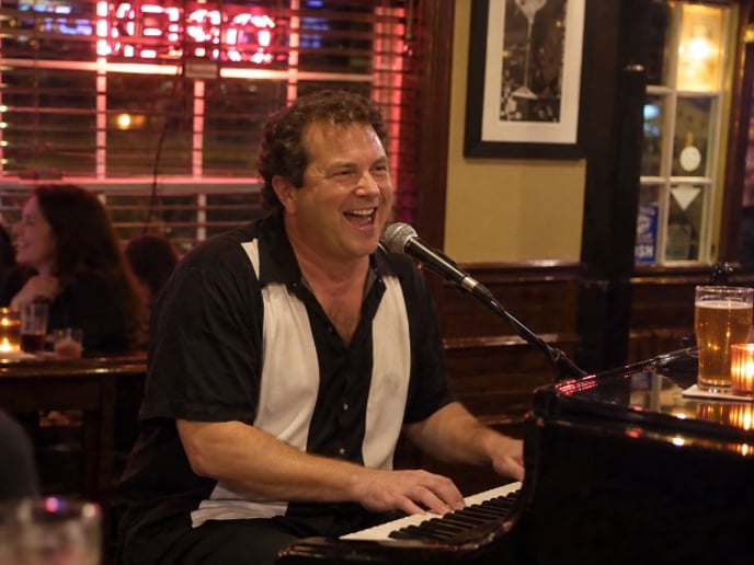 Gallery photo 2 of Piano Man Frank - Piano Entertainer/One-Man Band