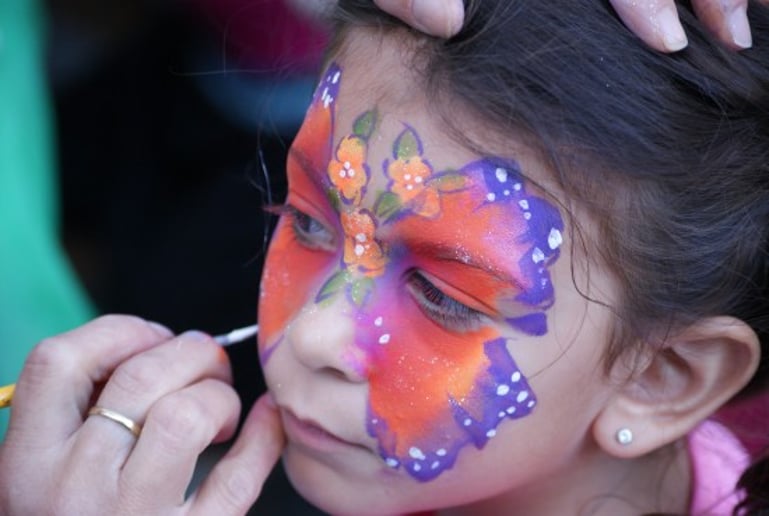 Gallery photo 1 of Face Art by Jan
