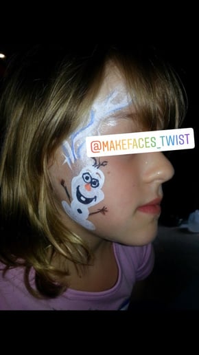 Gallery photo 4 of Making Faces & Twists