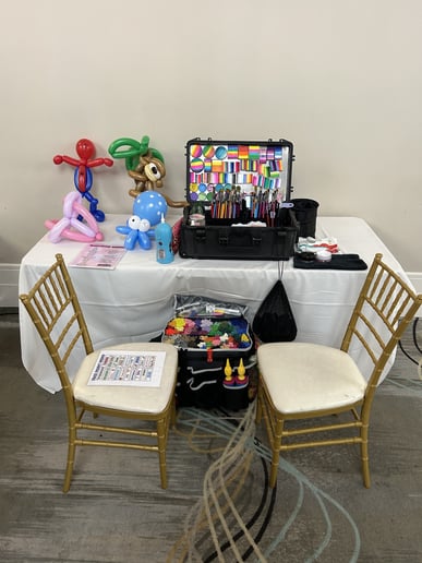 Gallery photo 4 of Magia Face Painting and Balloon Twisting