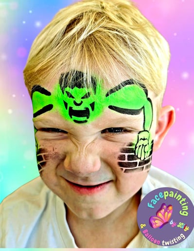 Gallery photo 1 of Face Painting and Balloon Twisting Lily