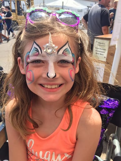 Gallery photo 5 of Face Painting and Glitter Artist