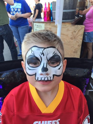 Gallery photo 7 of Face Painting and Glitter Artist