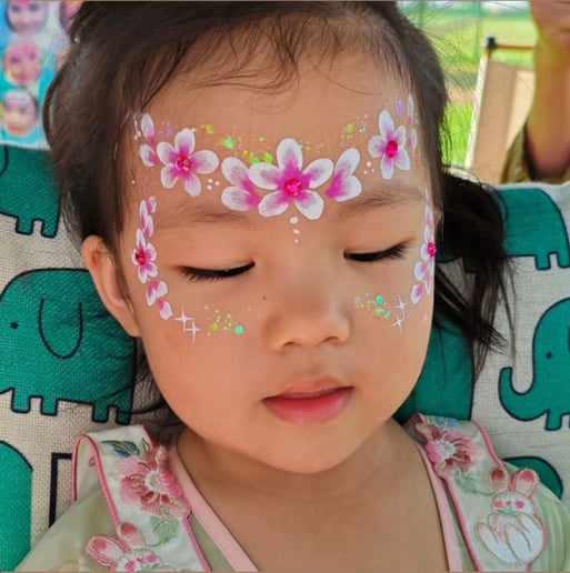 Gallery photo 3 of Face Painting and Henna Art