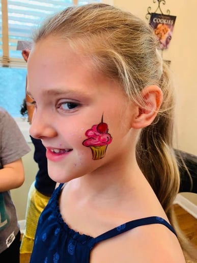 Gallery photo 14 of Face Painting by Roxy