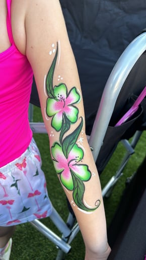 Gallery photo 14 of Face Painting by Star
