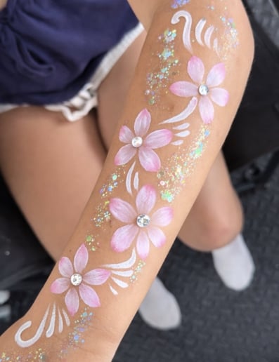 Gallery photo 4 of Face Painting By Victoria