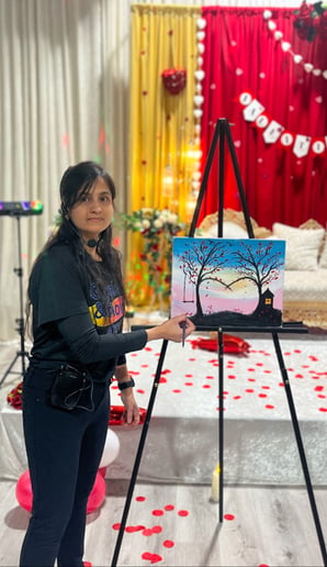 Gallery photo 1 of Giggle & Glow Art