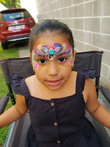 Gallery photo 1 of Face Fun by Ash