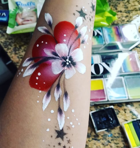 Gallery photo 1 of Facepainting Canada